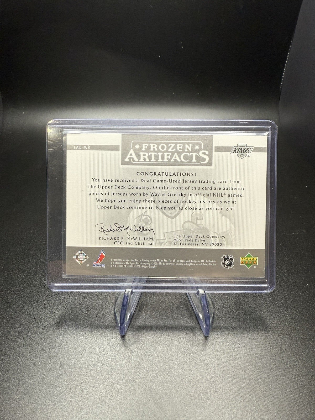 Wayne Gretzky 2005-06 UD Artifacts Frozen Dual Jersey Relic 06/25 Kings