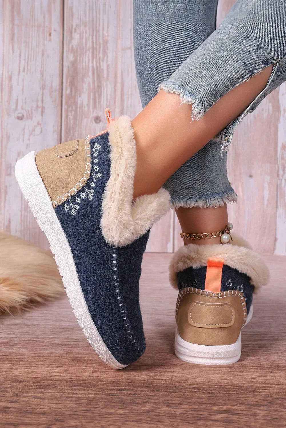 Plush Lined Anklet Boots