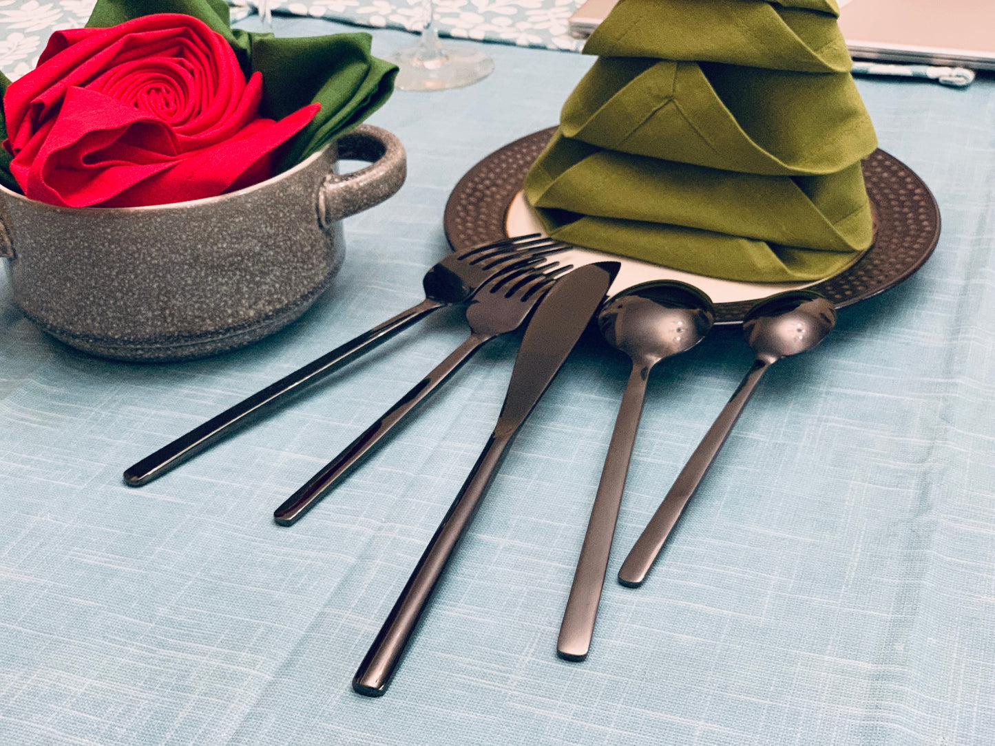 Black Flatware Set Stainless Steel 20 PC