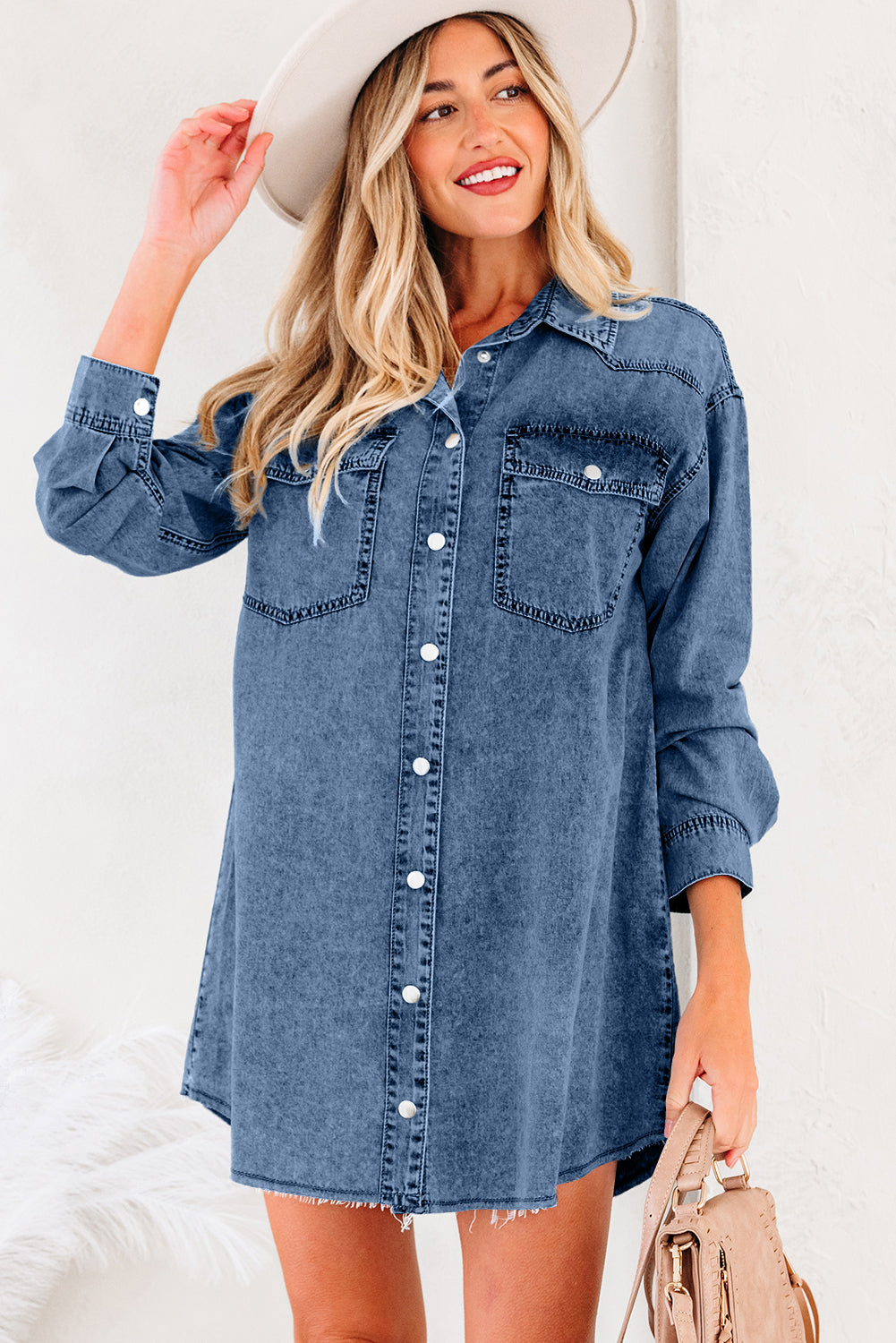 Takina Raw Hem Loose Shirt