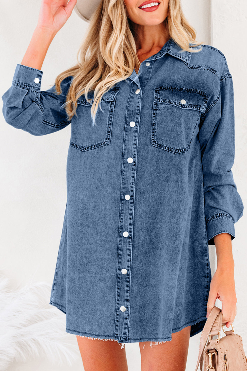 Takina Raw Hem Loose Shirt