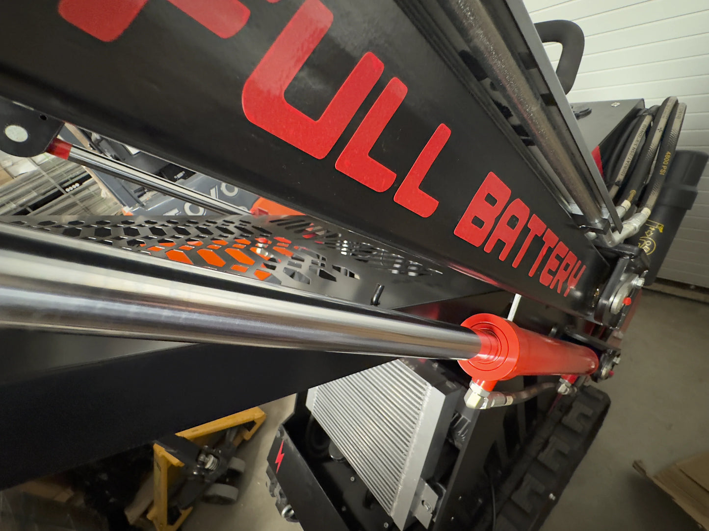 72V 16.4kWh Curiosity Mini Track Loader Skid Steer