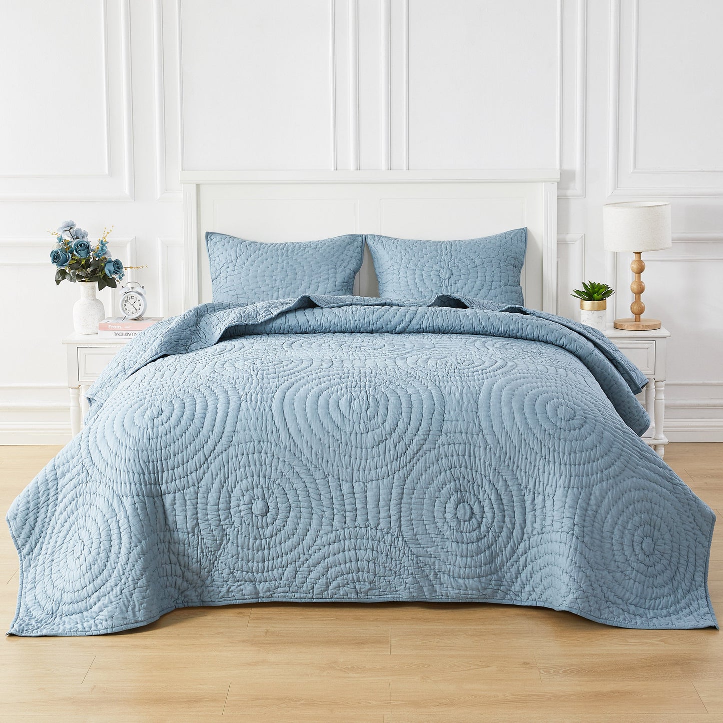 Halo Cotton Voile Hand Stitched Quilt Set