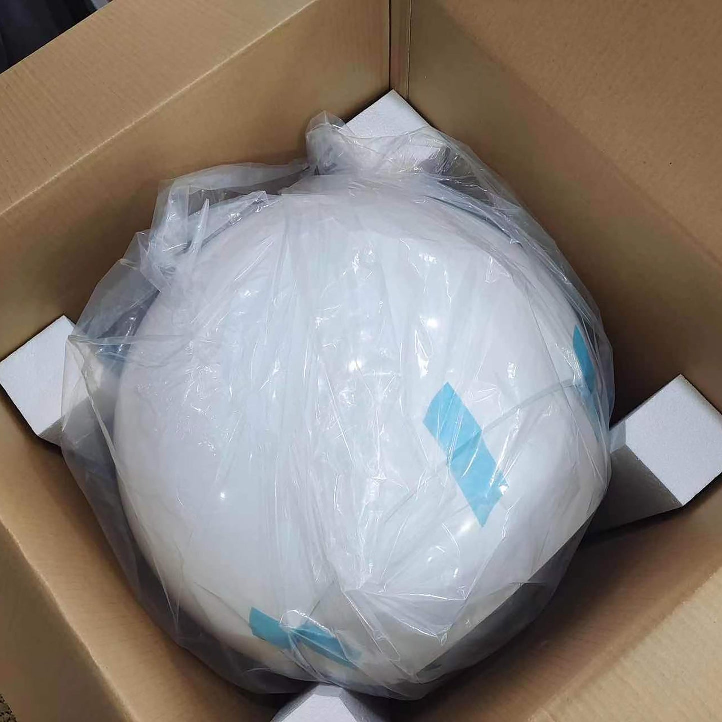 Intelligent cat litter box, automatically eliminates odors, application control