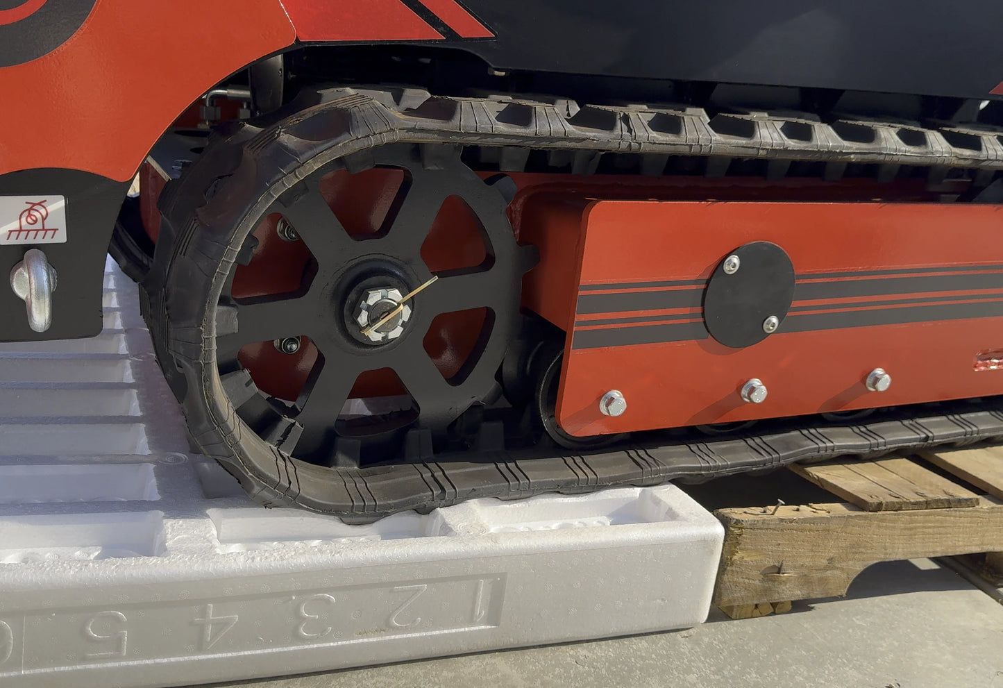 72V 16.4kWh Curiosity Mini Track Loader Skid Steer