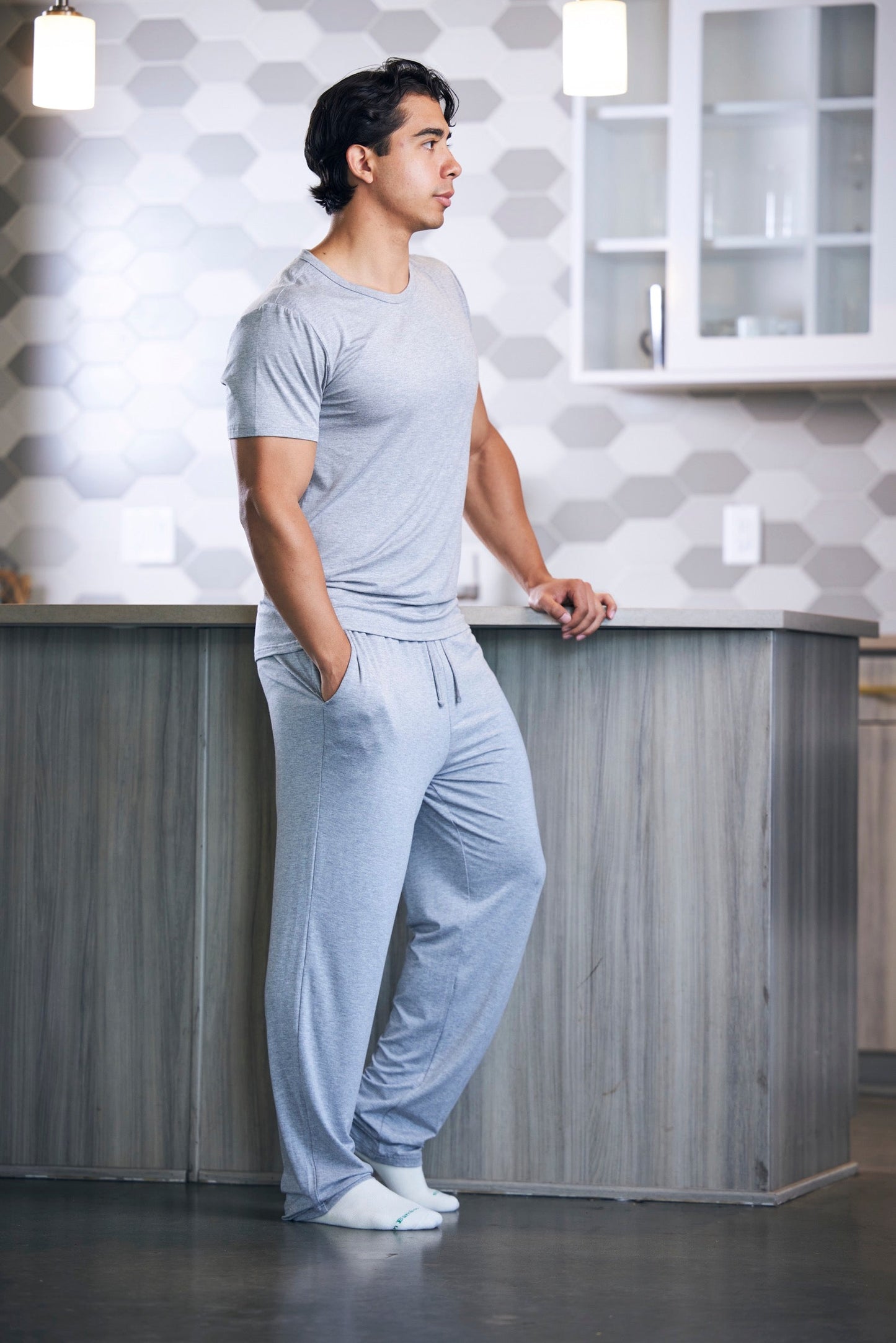 Men's Soft Bamboo Pajama Set - Short Sleeve Top & Pants