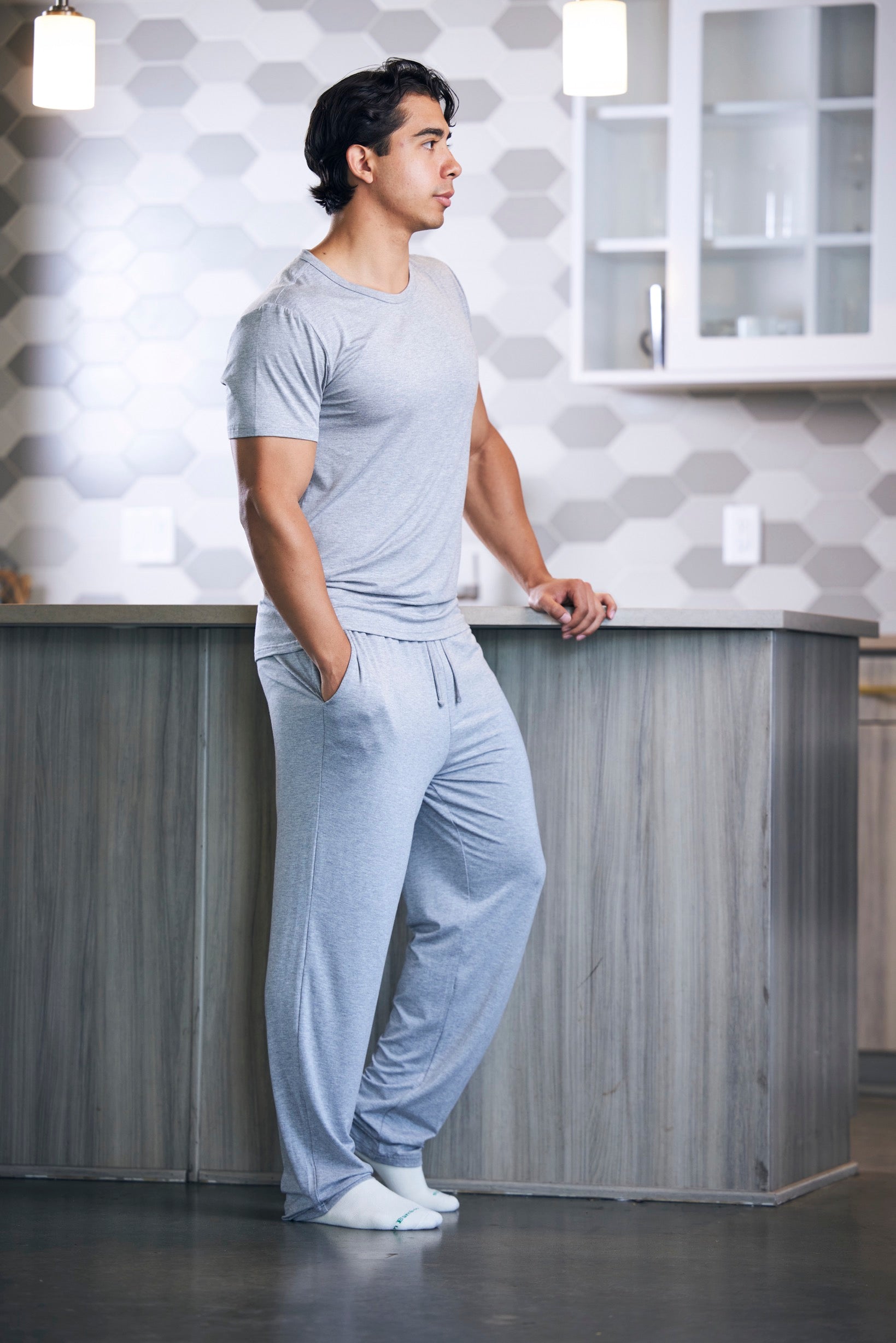 Men's Soft Bamboo Pajama Set - Short Sleeve Top & Pants