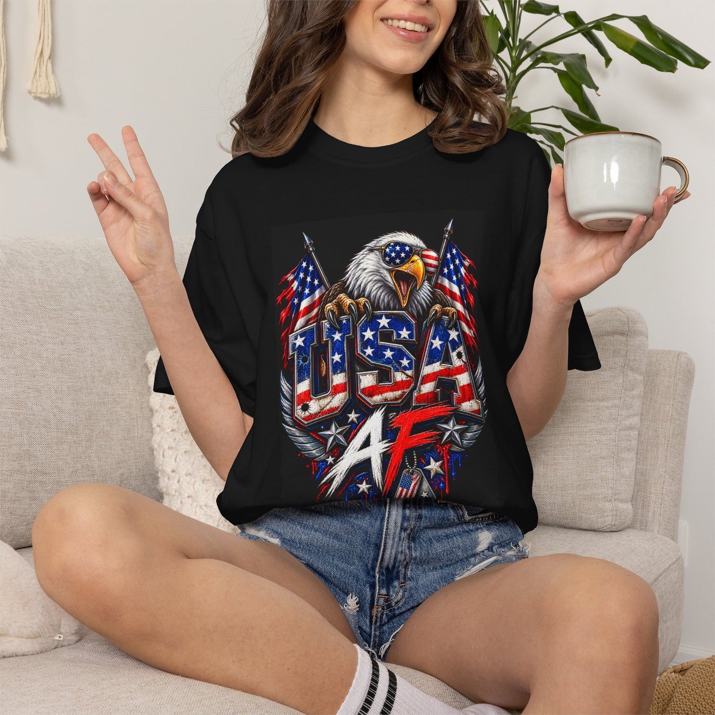 Graphic T-Shirt - USA AF Eagle Design for Patriotic Comfort