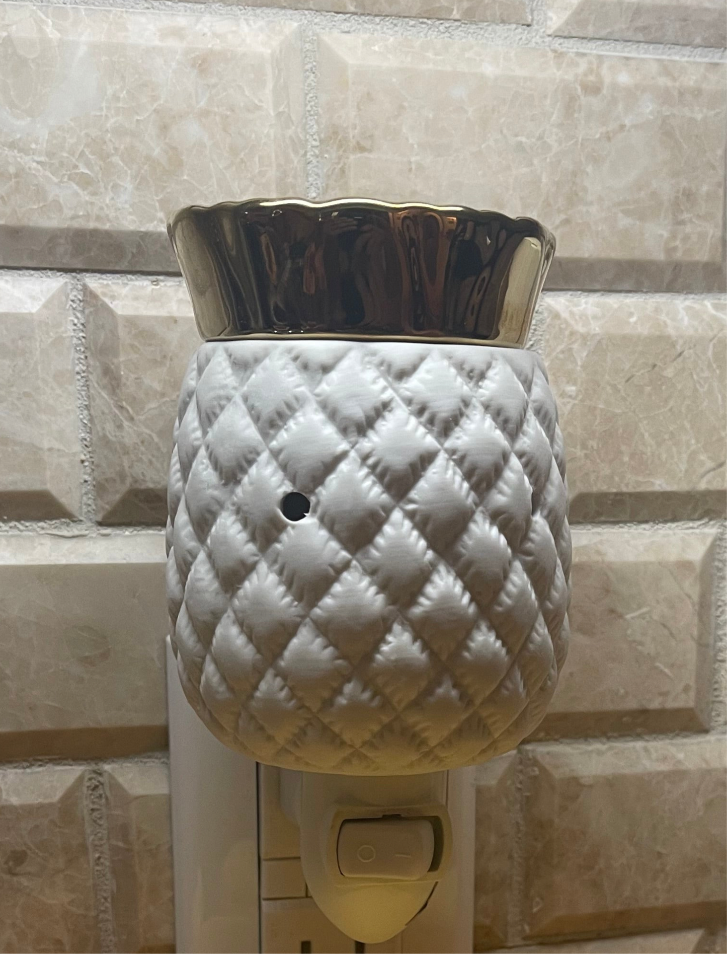 Plug In Warmers & Jumbled Joy Wax Melts