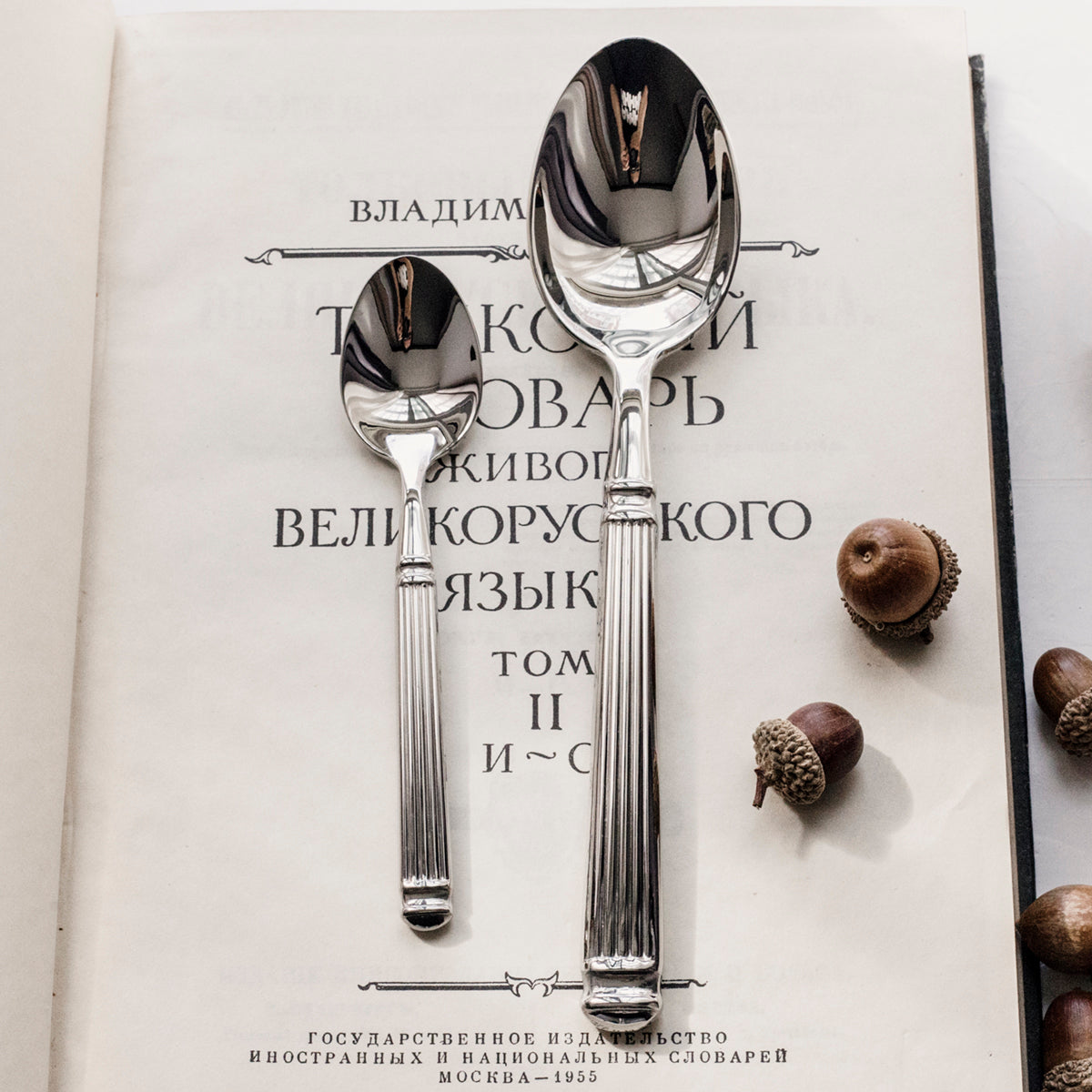 Handcrafted Timeless Roman Column Flatware | Yedwo Design