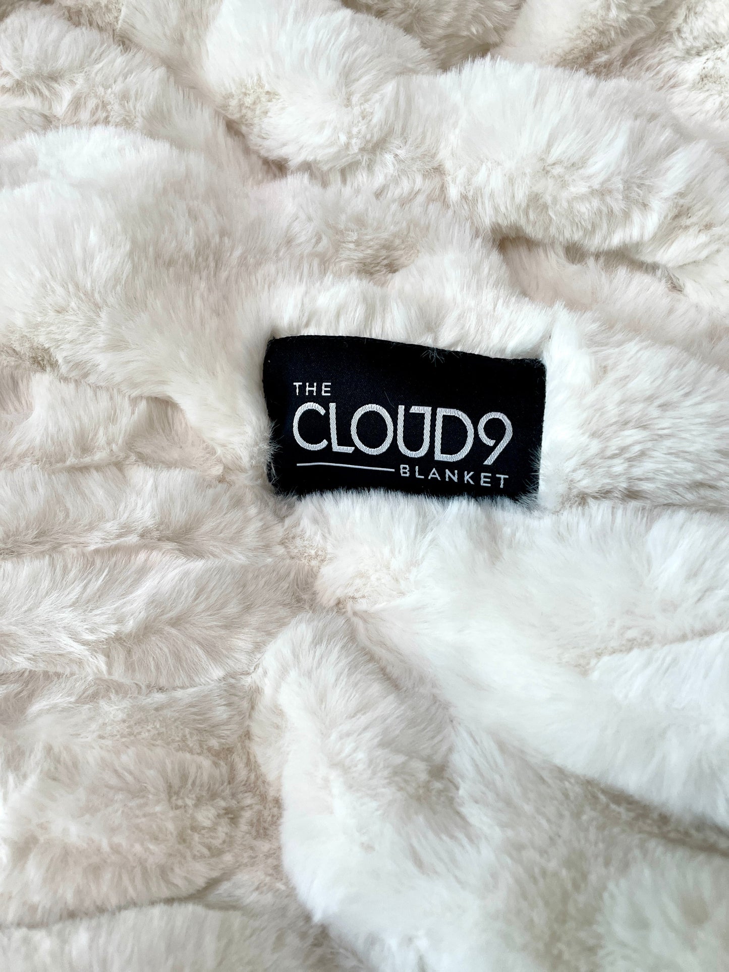 Ivory Faux Fur Blanket - Large: 60"x72"