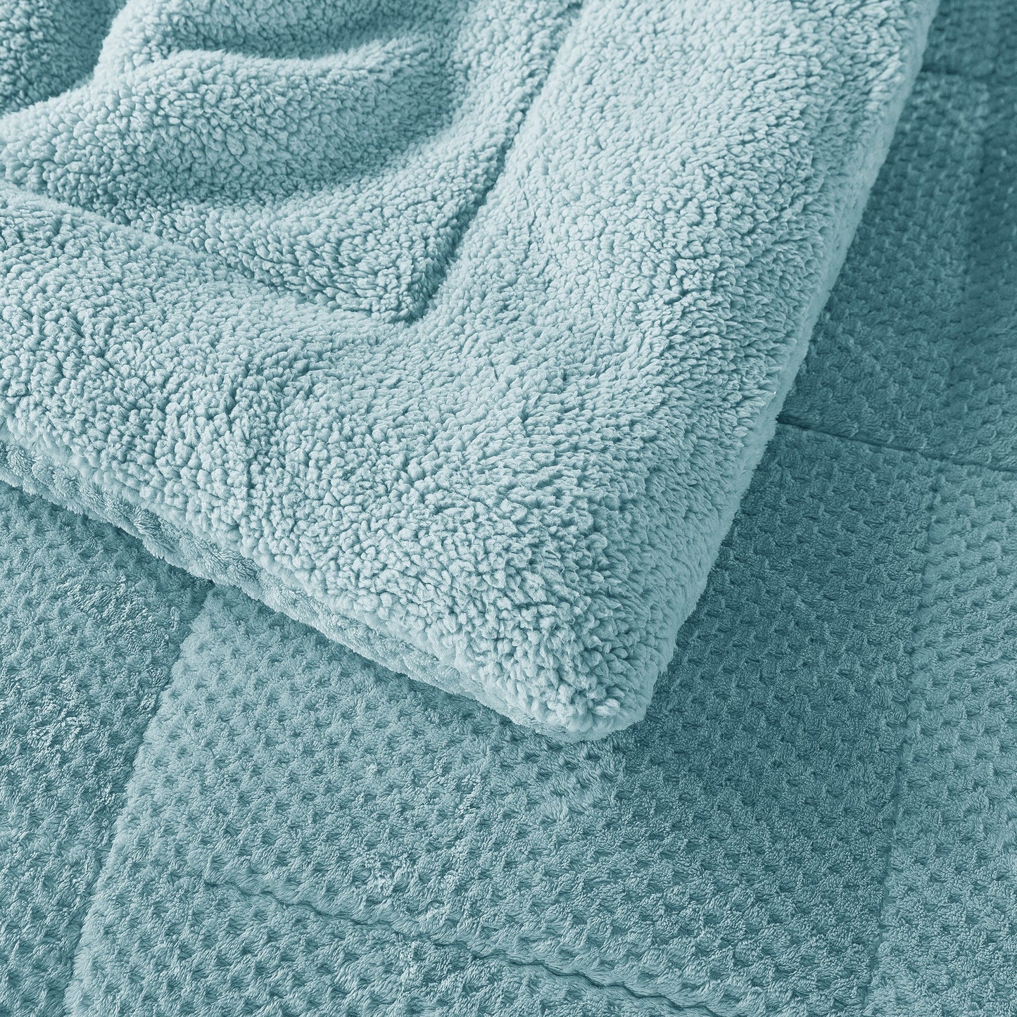Kasentex Reversible All-Season Plush Comforter