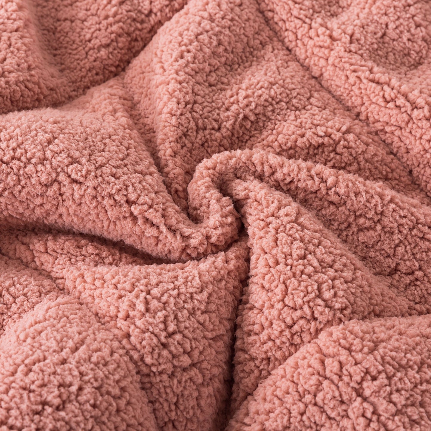 Kasentex Reversible All-Season Plush Comforter