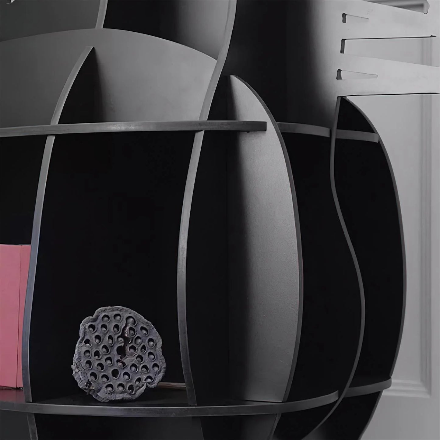 Tete Horse Stand Floor Lamp