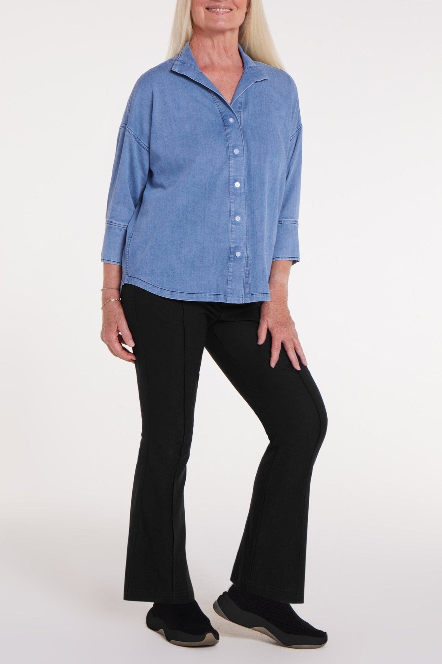 Vera Woven Magnetic Shirt