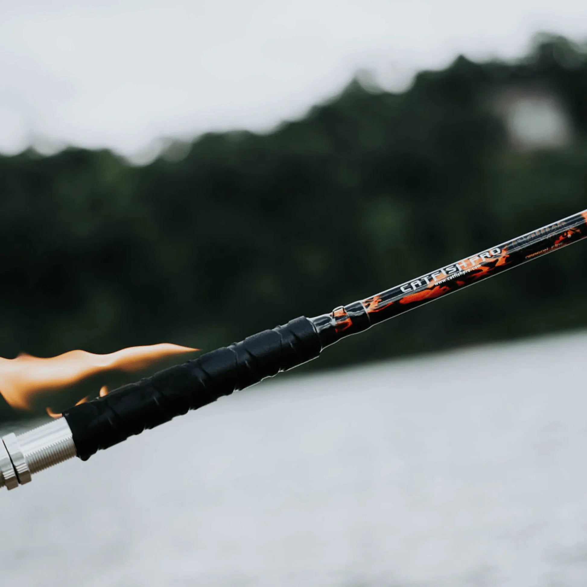 black-dragon-fire-casting-rod-1084084 - shoponestop.store