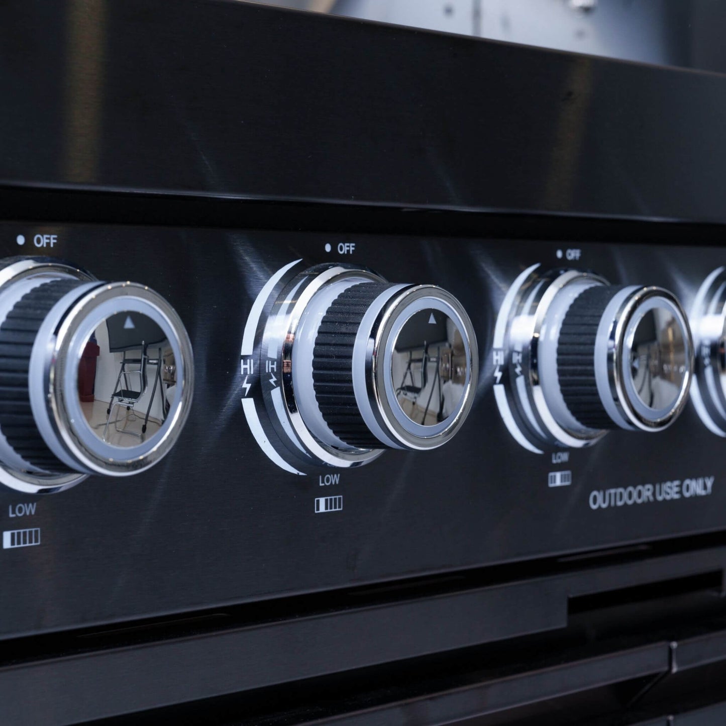 Black Stainless Steel 6-Burner Gas Grill