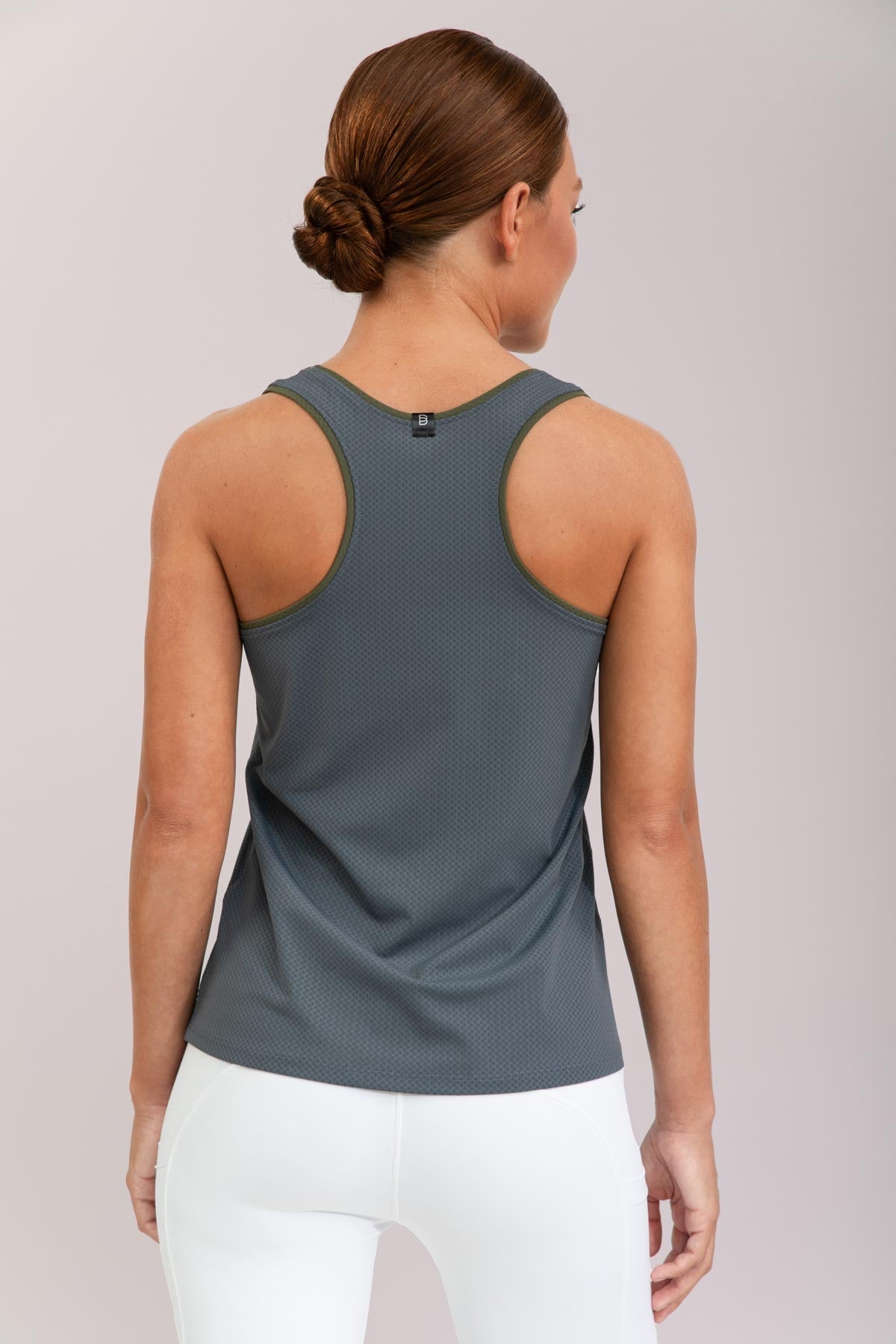Diamond Tech Tank: Your Perfect Summer Riding Companion