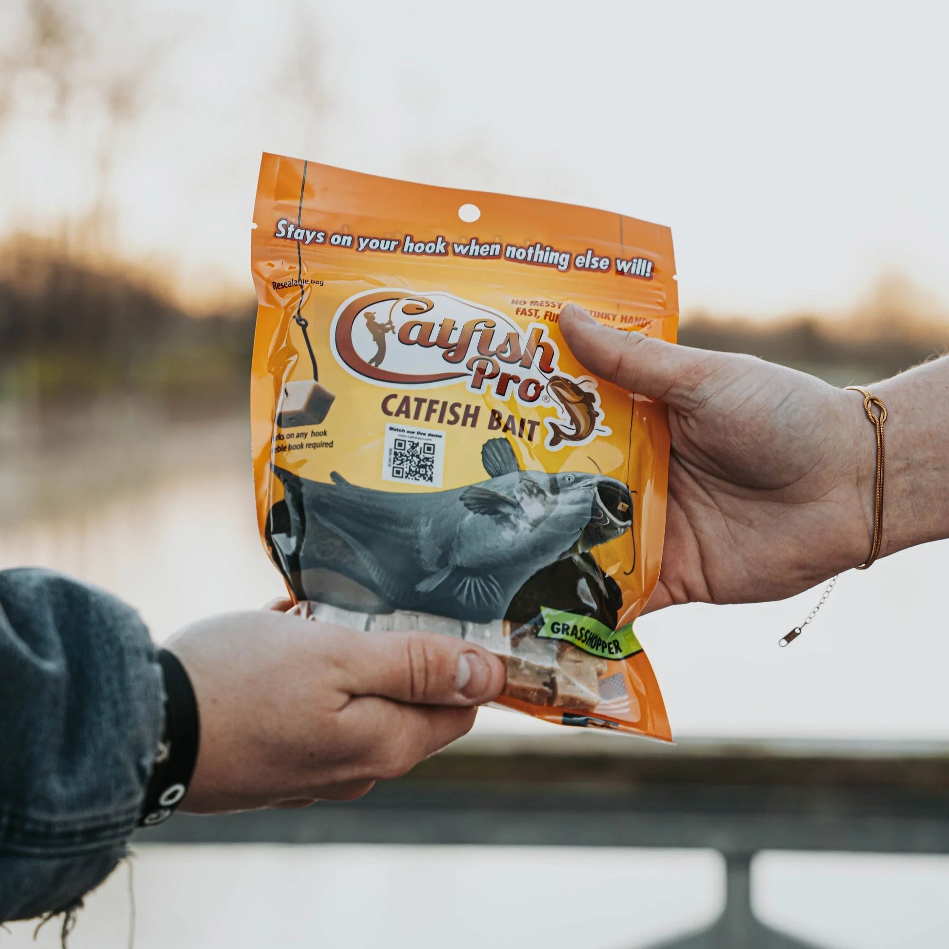 grasshopper-catfish-bait-504793 - shoponestop.store