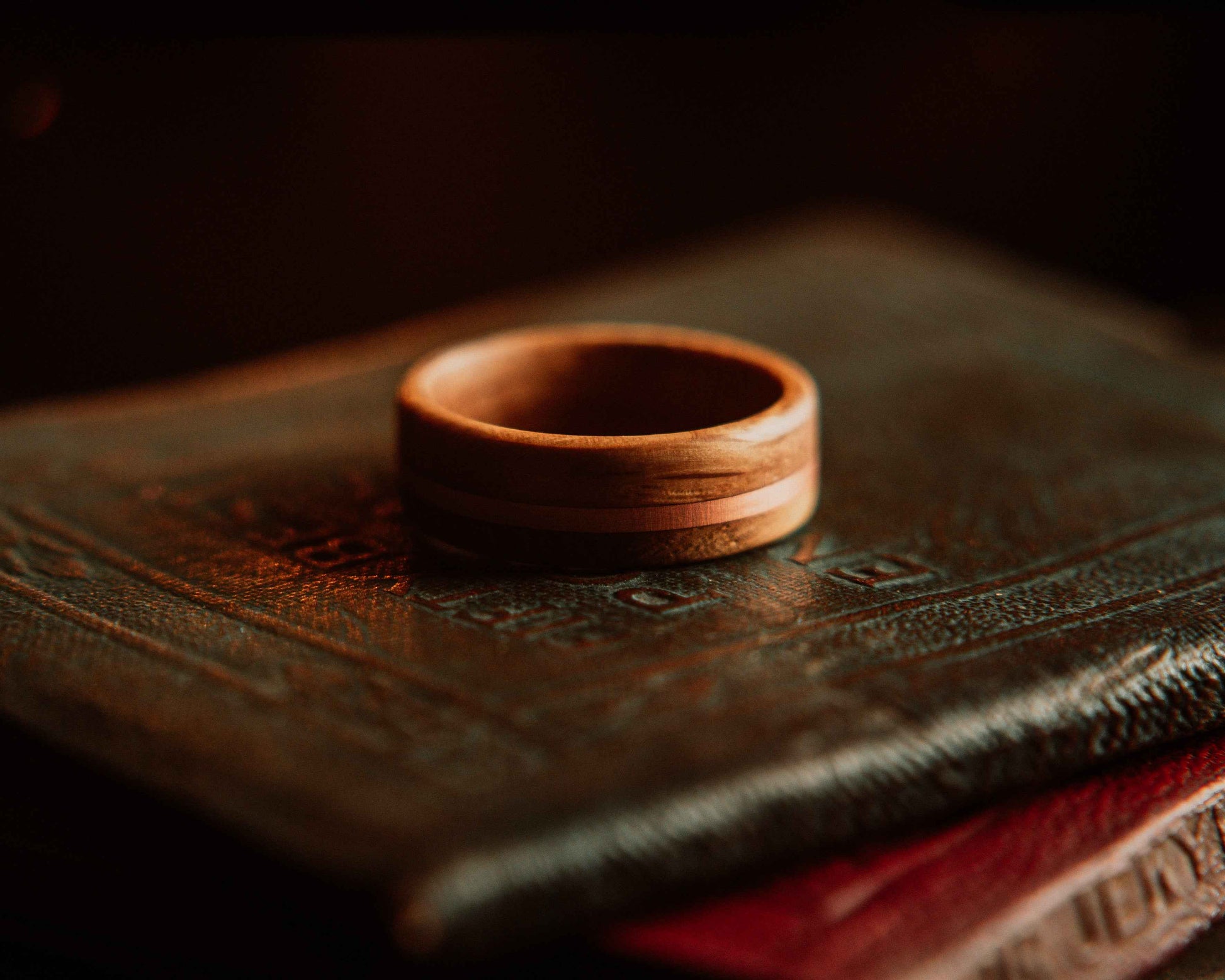Whiskey Copper Ring - Unique Men's Ring for Aged Style