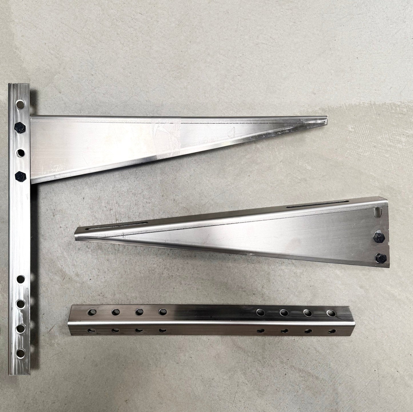 7000 BTU/h Compact Pure DC Mini Split Heat Pump w/ bracket