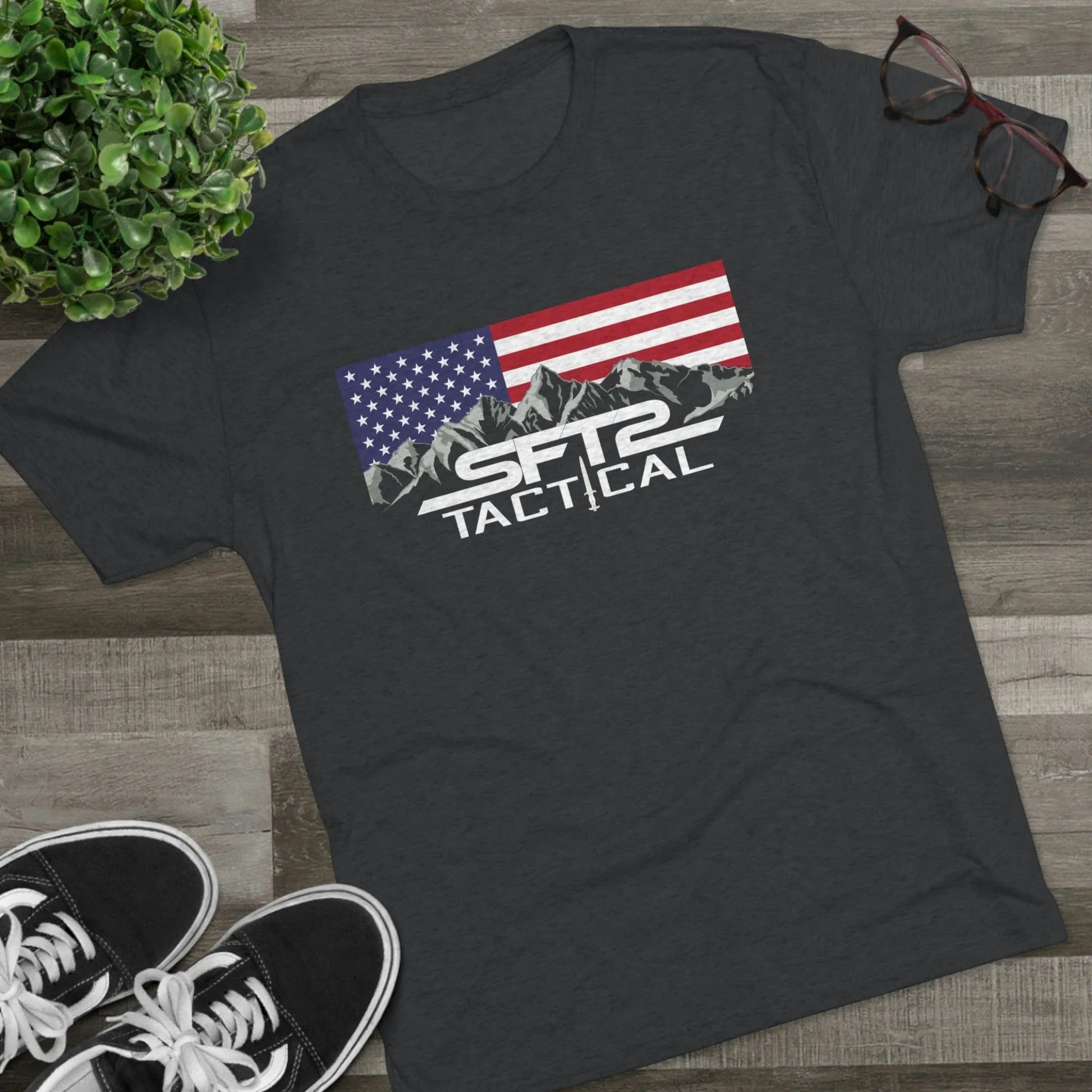 t-shirt-america-s-favorite-logo-tri-blend-crew-tee-31016931229738 - shoponestop.store